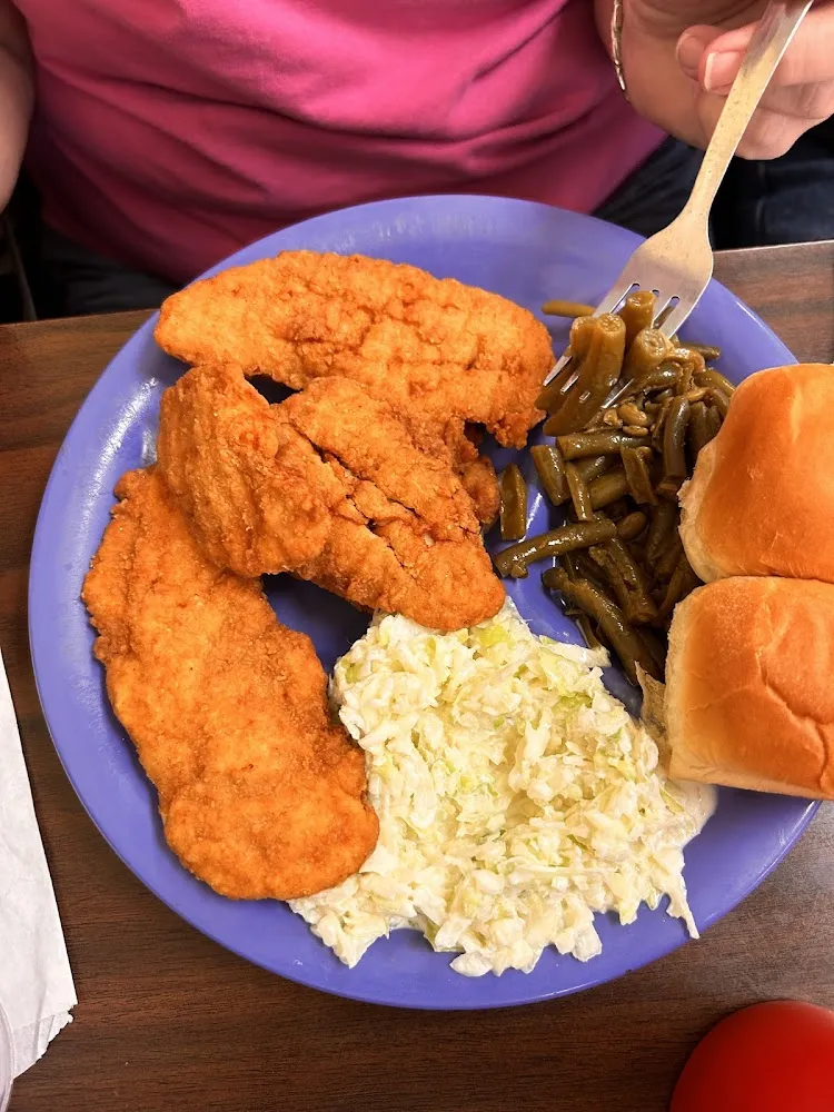 Chicken Nuggets Cole Slaw and Green Beans